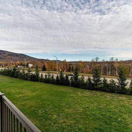 Apartamento Initial - Boho - Mont-Sainte-Anne Beaupré Exterior foto